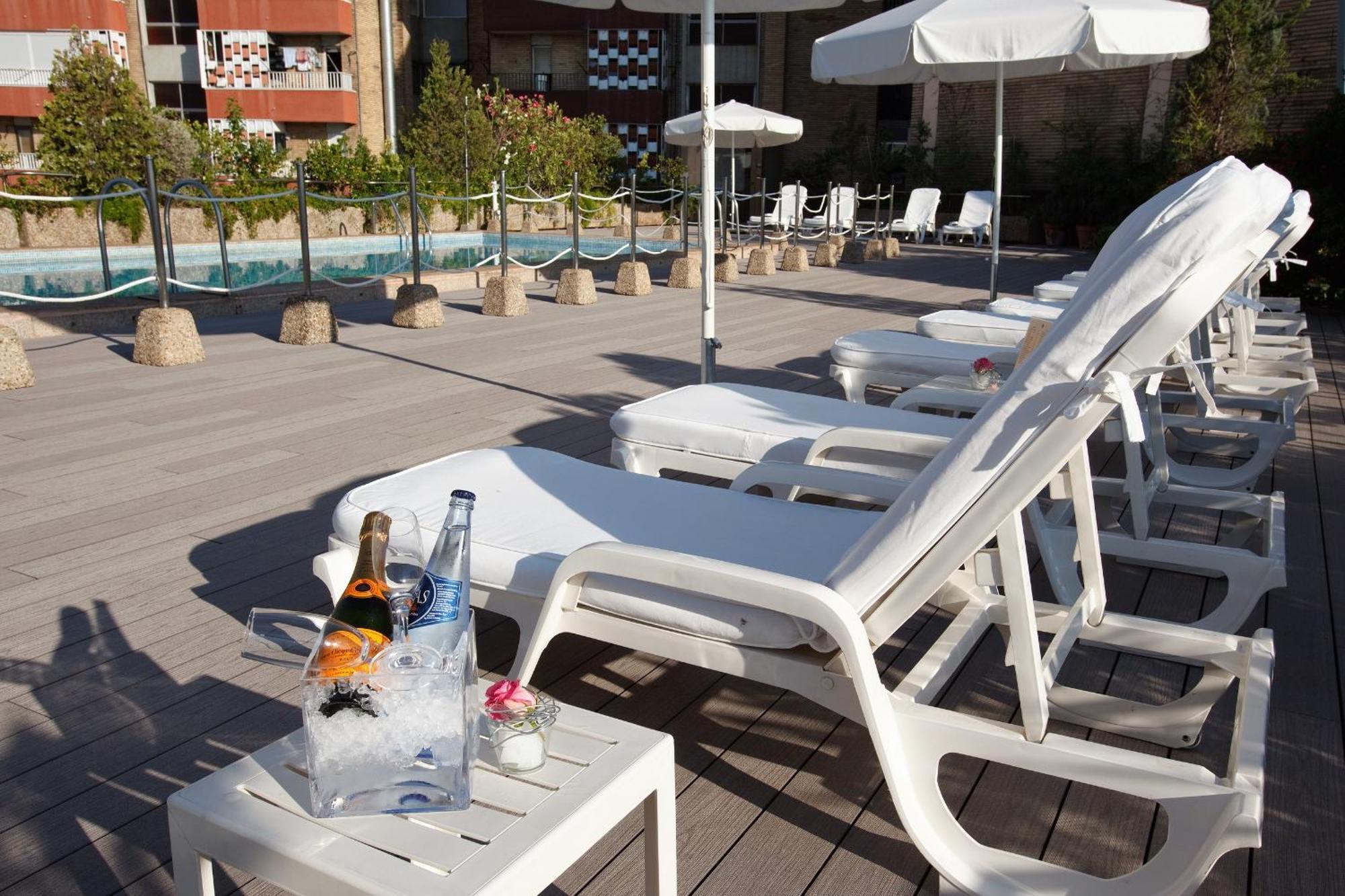Hotel Palafox Zaragoza Konforlar fotoğraf