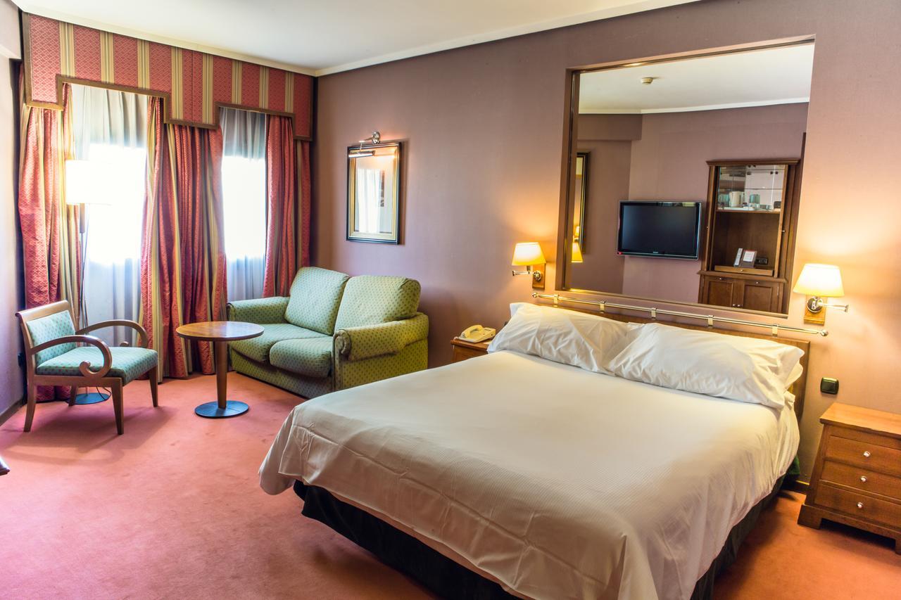 Hotel Palafox Zaragoza Dış mekan fotoğraf