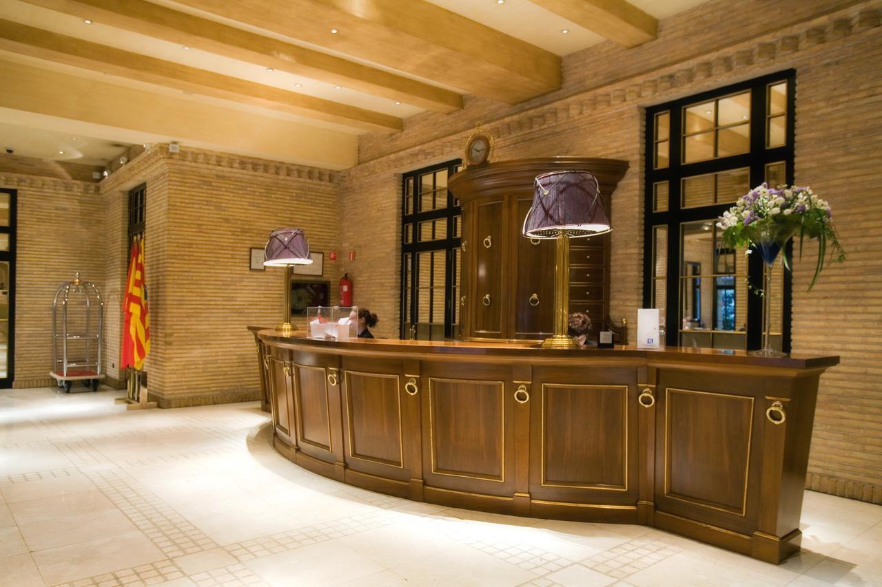 Hotel Palafox Zaragoza Dış mekan fotoğraf Hotel's lobby